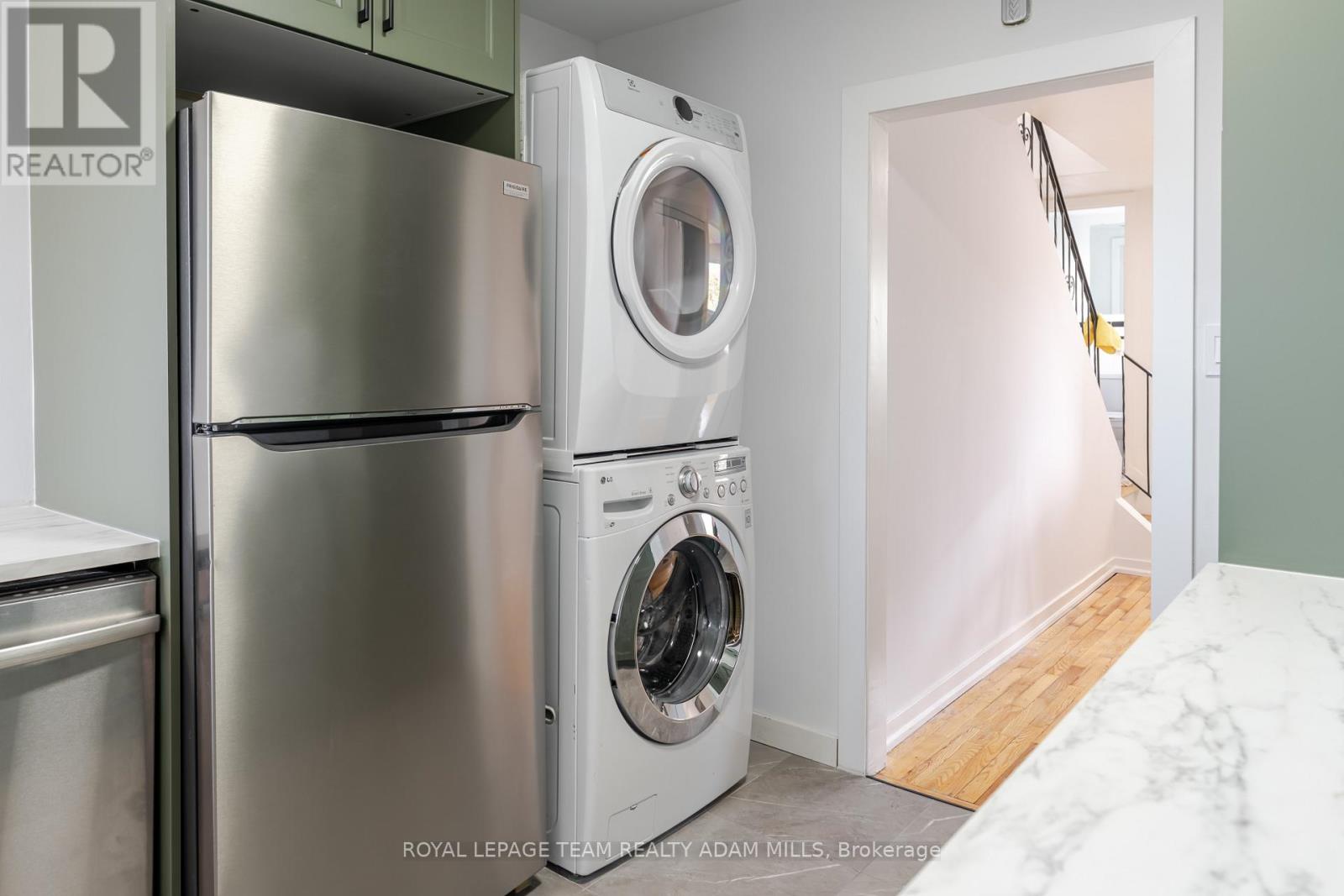 B - 1487 Morisset Avenue, Ottawa, Ontario  K1Z 8H2 - Photo 12 - X12594610