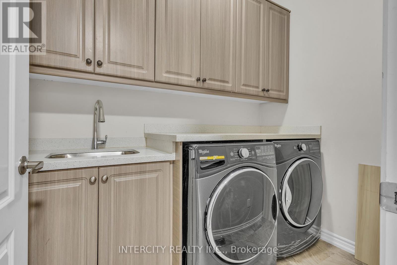 45 Roulette Crescent, Brampton, Ontario  L7A 4R6 - Photo 20 - W12594340