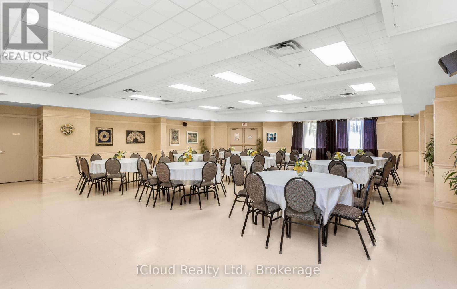 606 - 10 Dayspring Circle, Brampton, Ontario  L6P 1B9 - Photo 23 - W12594342