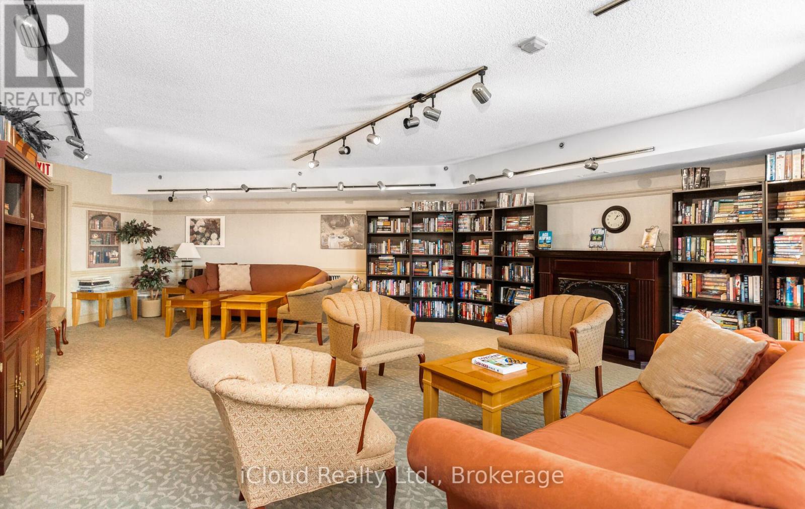 606 - 10 Dayspring Circle, Brampton, Ontario  L6P 1B9 - Photo 28 - W12594342