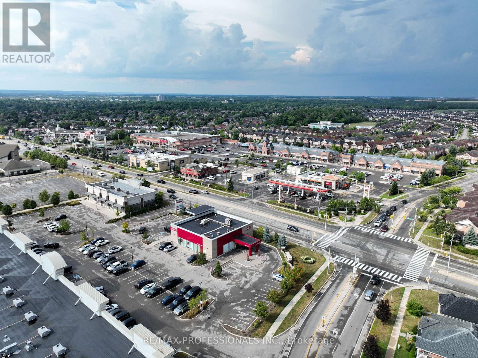 183 Barber Drive, Halton Hills, Ontario L7G 5L5 - Photo 43 - W12594346