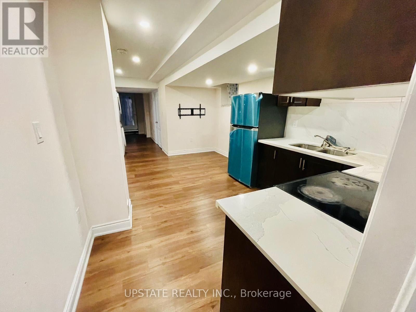 Basement - 93 Truro Circle, Brampton, Ontario L7A 4E7 - Photo 3 - W12594348