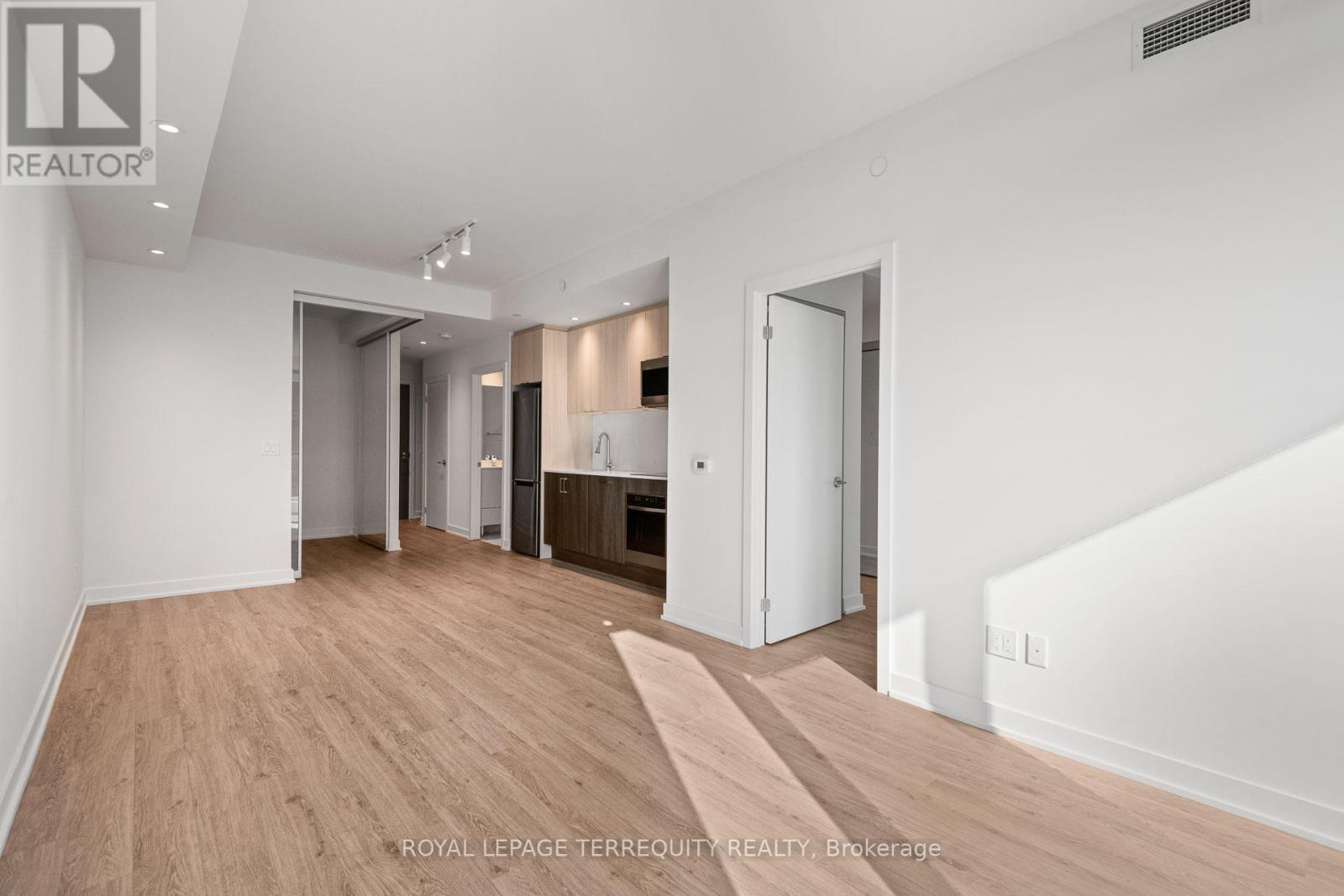 2506 - 1928 Lakeshore Boulevard W, Toronto, Ontario  M6S 0B1 - Photo 15 - W12594364