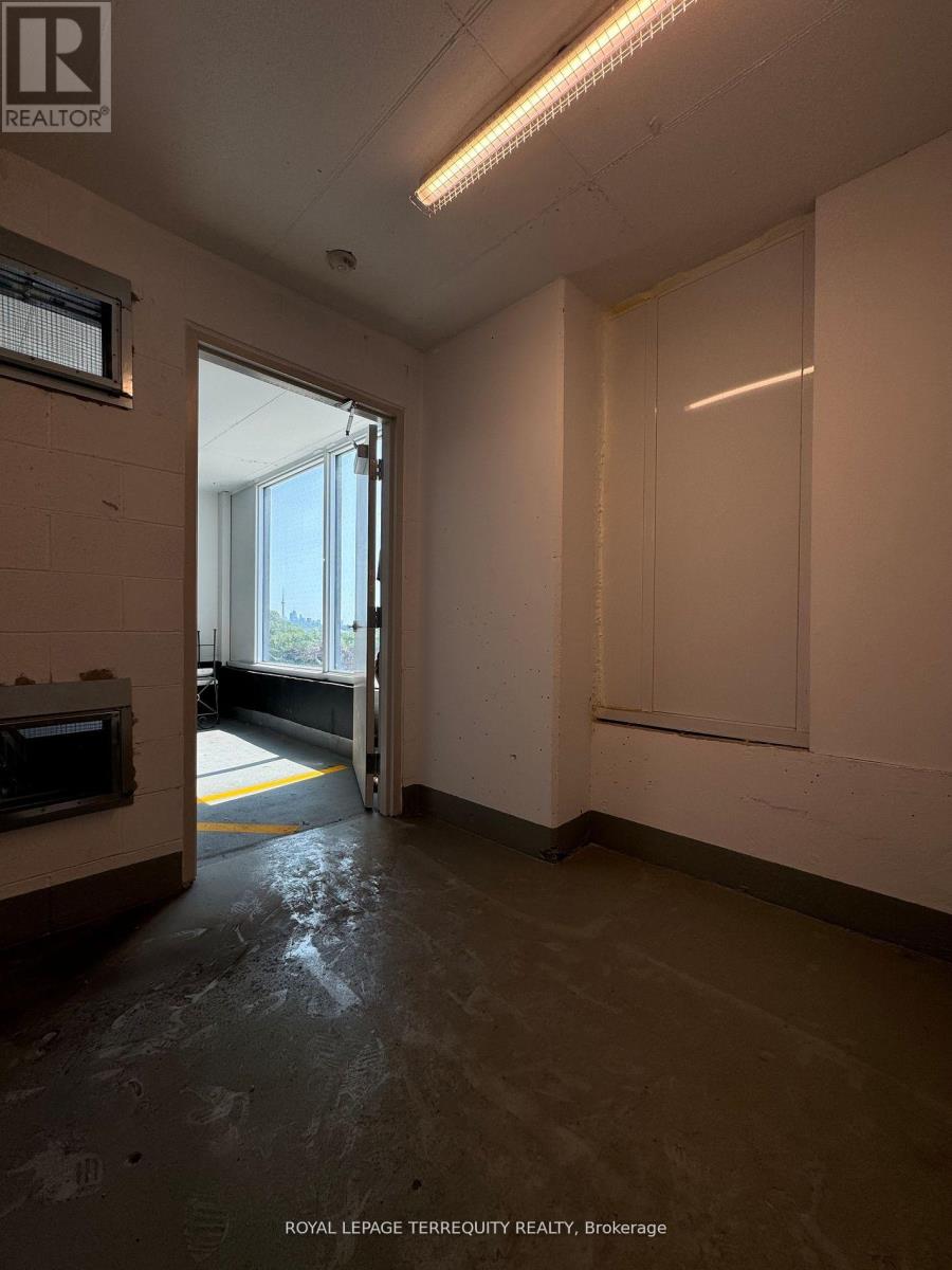 2506 - 1928 Lakeshore Boulevard W, Toronto, Ontario  M6S 0B1 - Photo 36 - W12594364