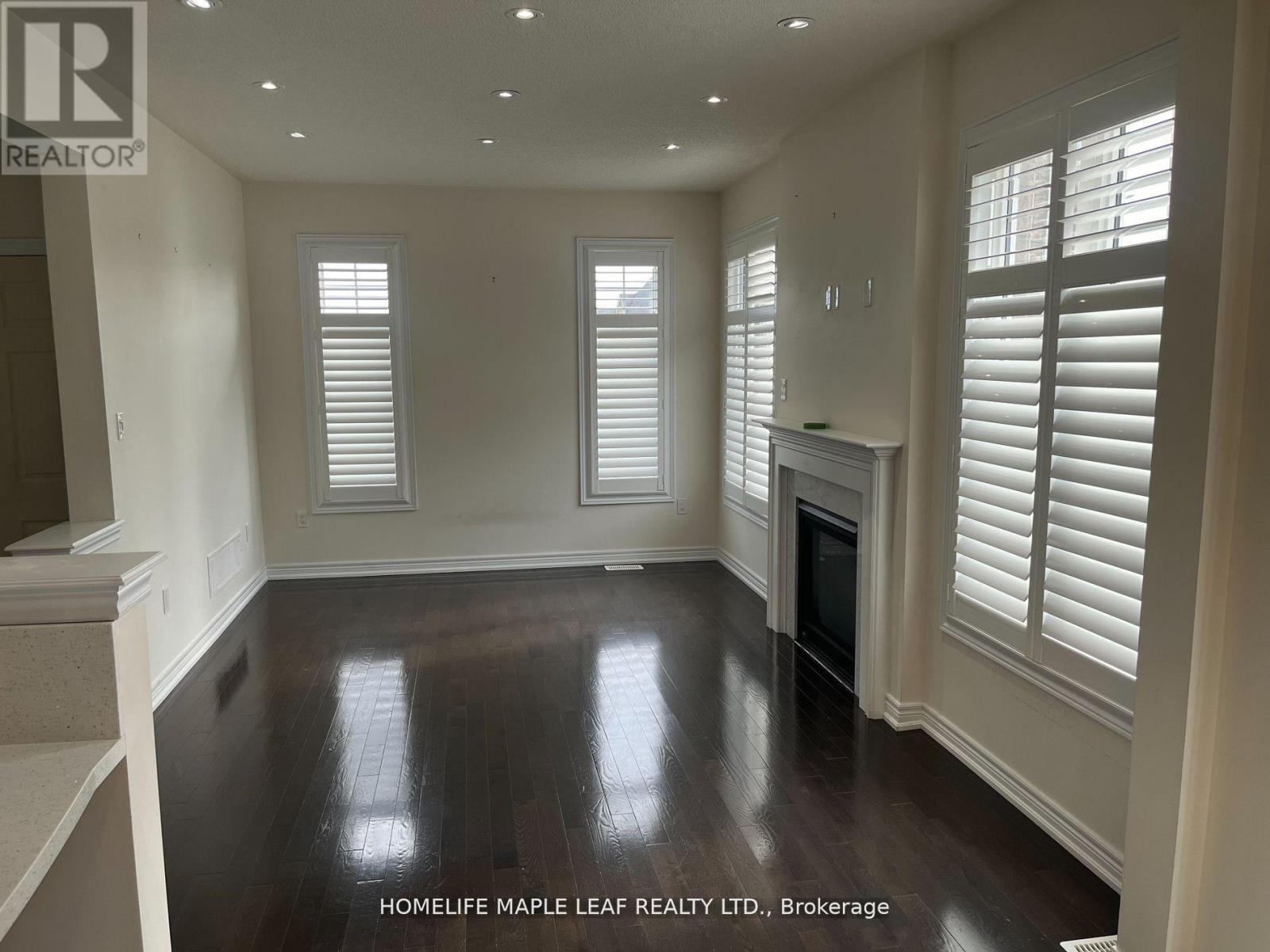 14 Nightland Court, Brampton, Ontario  L6Y 5V3 - Photo 7 - W12594396