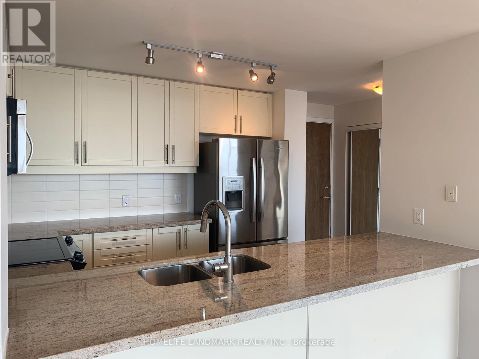 Lph2705 - 3985 Grand Park Drive, Mississauga, Ontario L5B 0H8 - Photo 10 - W12594410