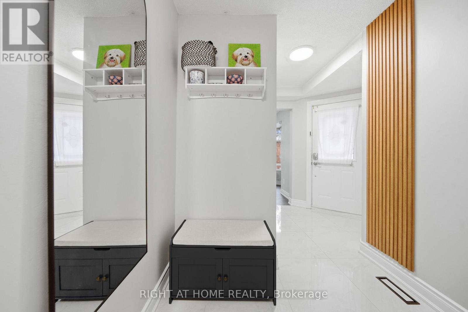 44 Forrester Drive, Brampton, Ontario  L6Y 4L7 - Photo 2 - W12594426