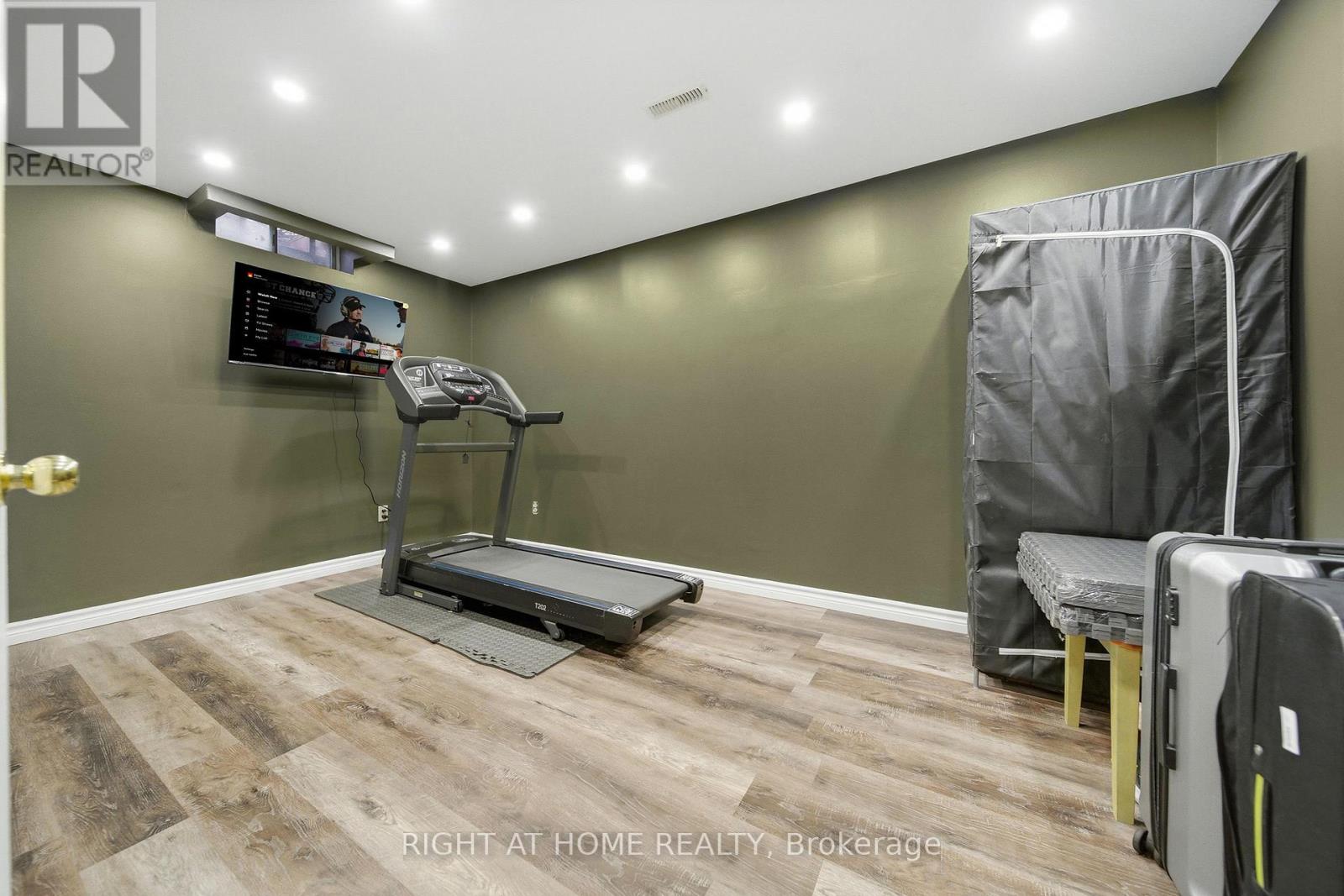 44 Forrester Drive, Brampton, Ontario  L6Y 4L7 - Photo 26 - W12594426