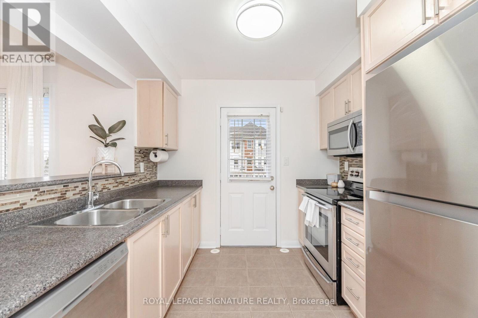 1182 Barnard Drive, Milton, Ontario  L9T 6R4 - Photo 17 - W12594448