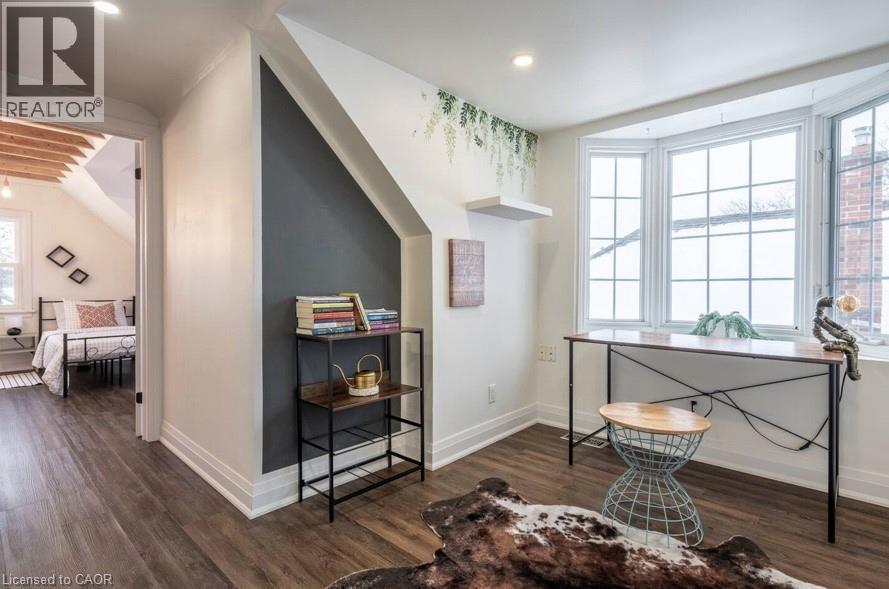 122 Queensdale Avenue E, Hamilton, Ontario  L9A 1K3 - Photo 12 - 40791796