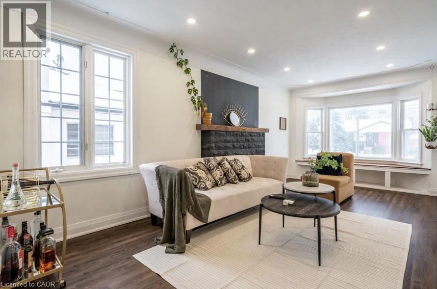 122 Queensdale Avenue E, Hamilton, Ontario  L9A 1K3 - Photo 2 - 40791796