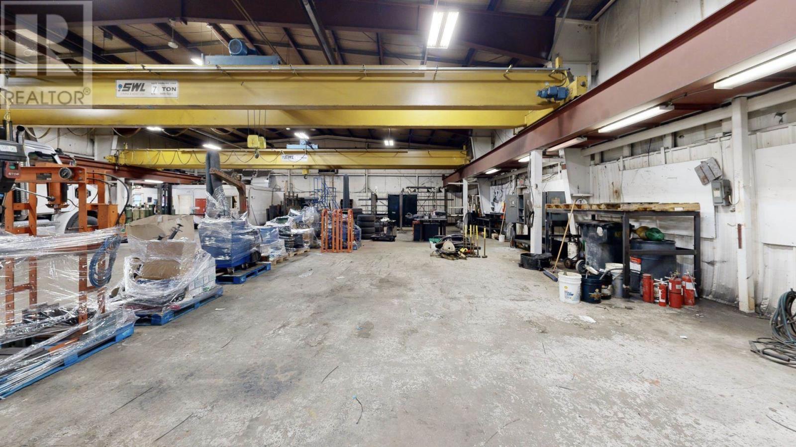 37 Perini Rd, Elliot Lake, Ontario  P5A 2T1 - Photo 7 - SM250407