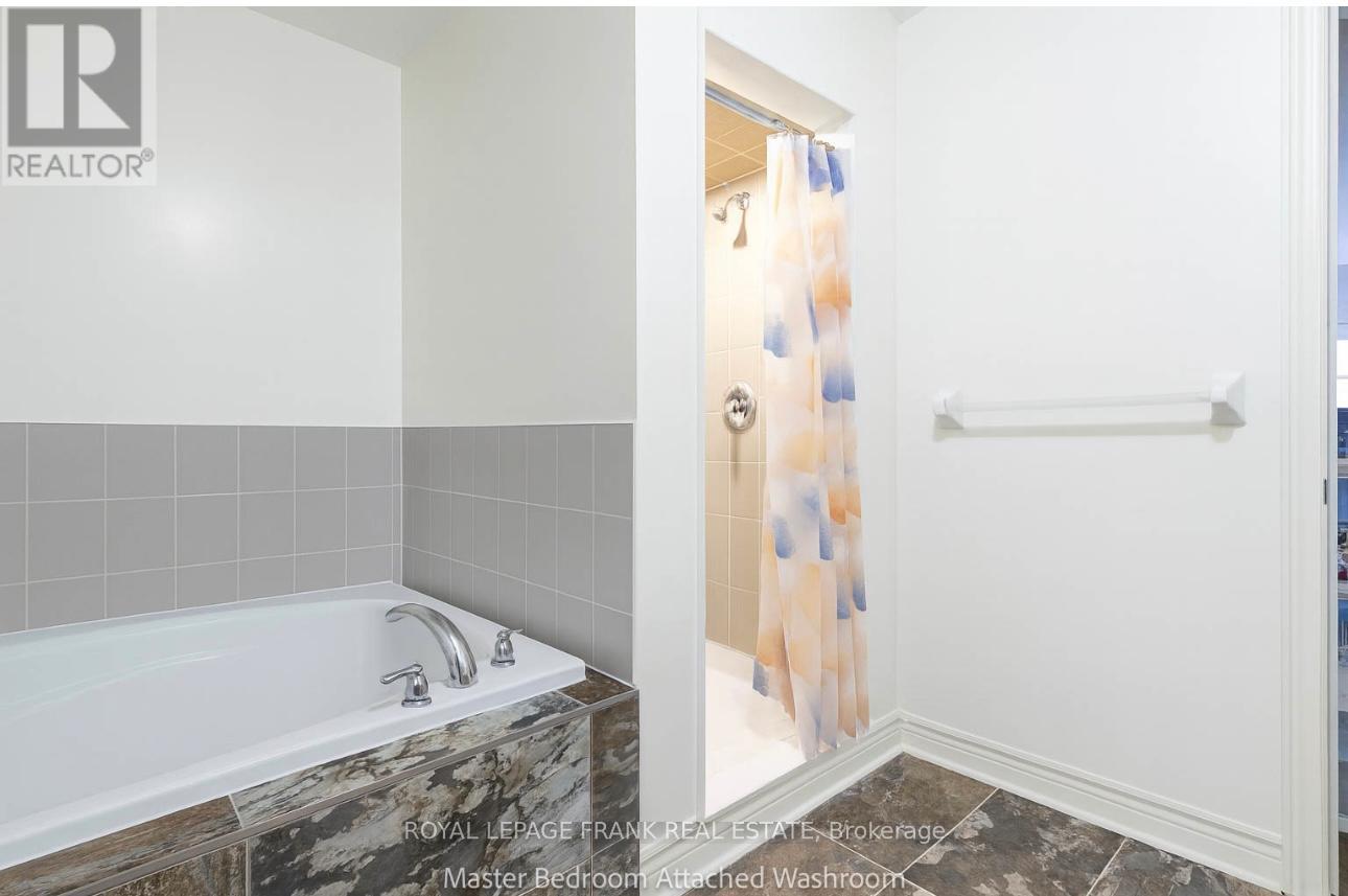 1185 Kettering Drive, Oshawa, Ontario L1K 1A6 - Photo 12 - E12594608