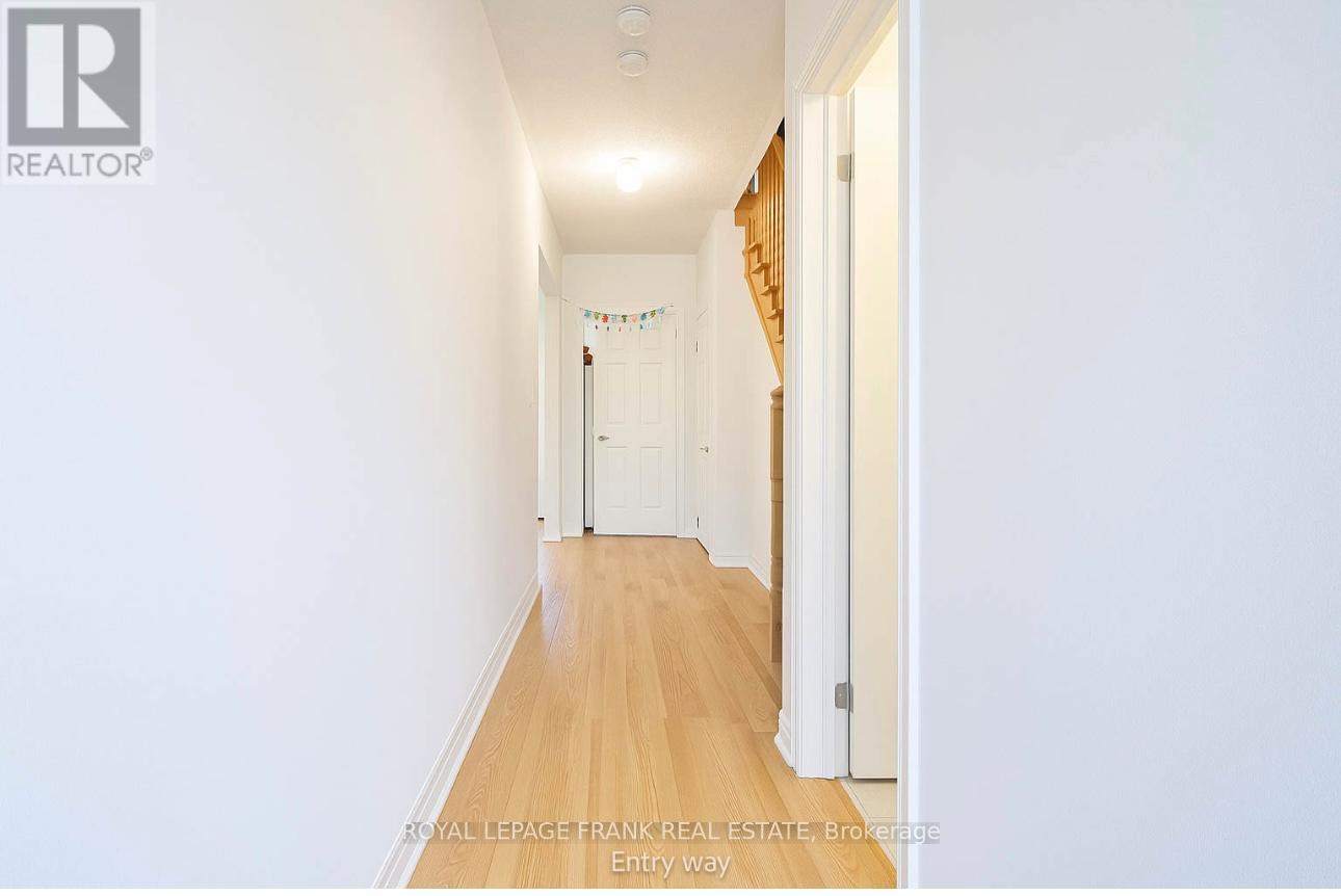 1185 Kettering Drive, Oshawa, Ontario L1K 1A6 - Photo 2 - E12594608