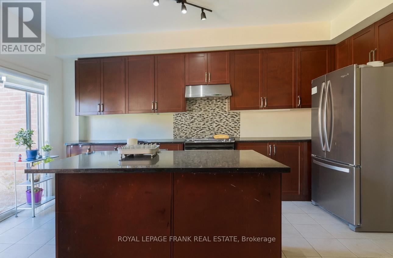 1185 Kettering Drive, Oshawa, Ontario L1K 1A6 - Photo 7 - E12594608