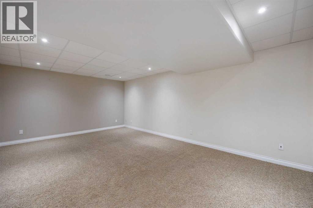 150 Plamondon Way, Fort Mcmurray, Alberta  T9K 0A6 - Photo 34 - A2262457