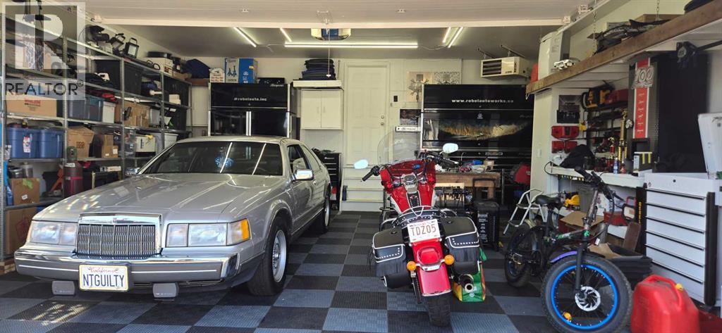 150 Plamondon Way, Fort Mcmurray, Alberta  T9K 0A6 - Photo 36 - A2262457