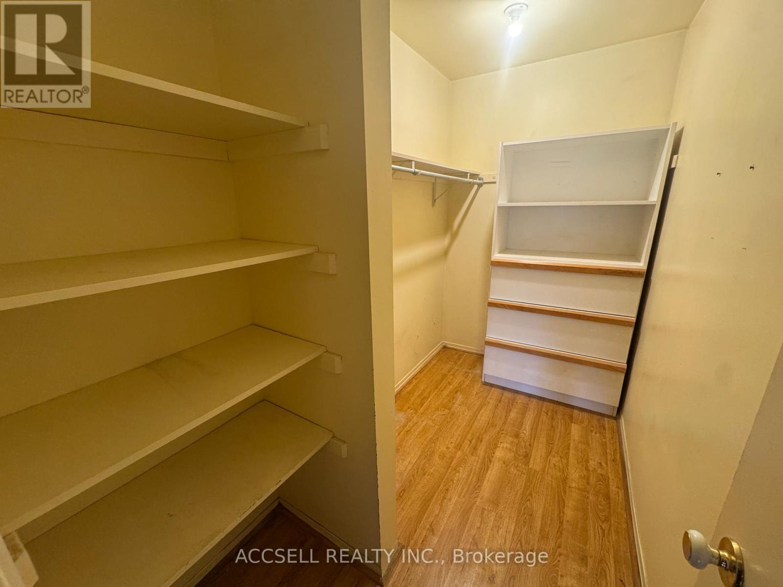 23 - 240 Highland Crescent, Kitchener, Ontario  N2M 5M6 - Photo 8 - X12594388