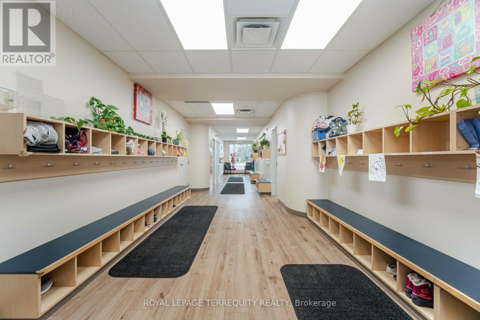 900 Golf Link Road, Hamilton, Ontario L9K 1J8 - Photo 6 - X12594400