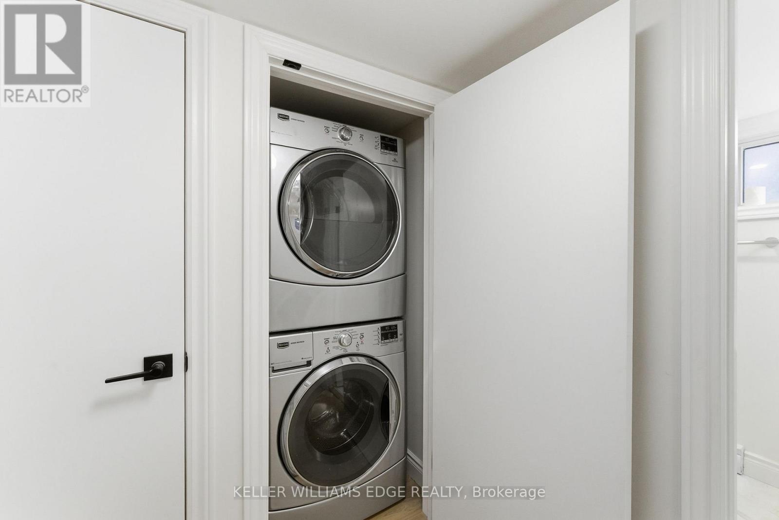 Basement - 262 East 17th Street, Hamilton, Ontario  L9A 4M7 - Photo 16 - X12594436