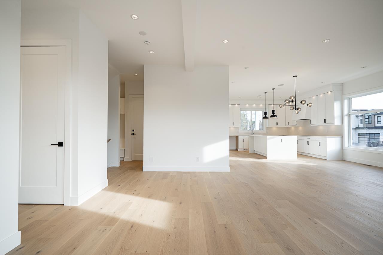 1910 167a Street, Surrey, British Columbia  V3Z 1K2 - Photo 3 - R3070627