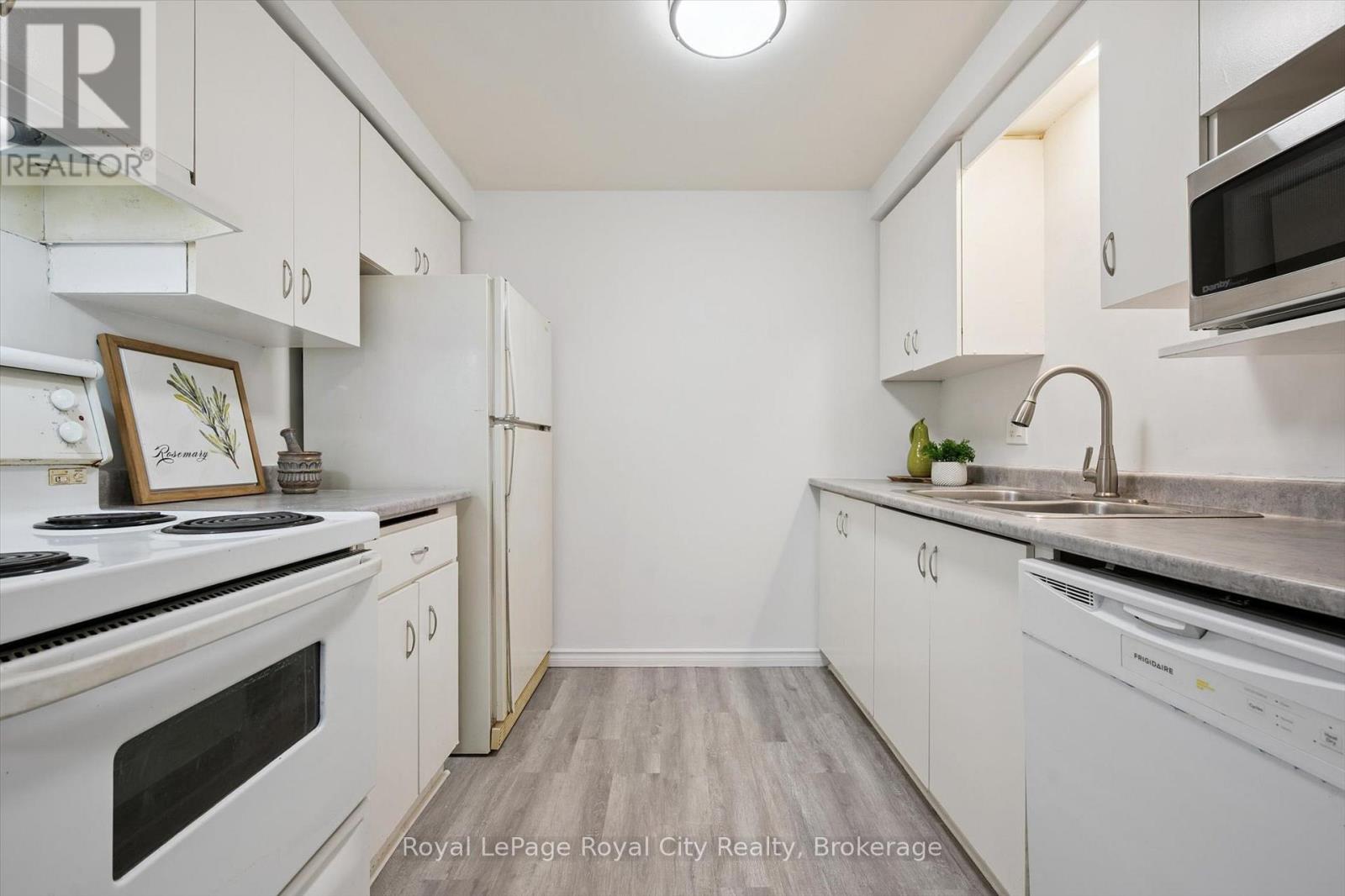 78 - 700 Paisley Road, Guelph, Ontario N1K 1A3 - Photo 16 - X12594504