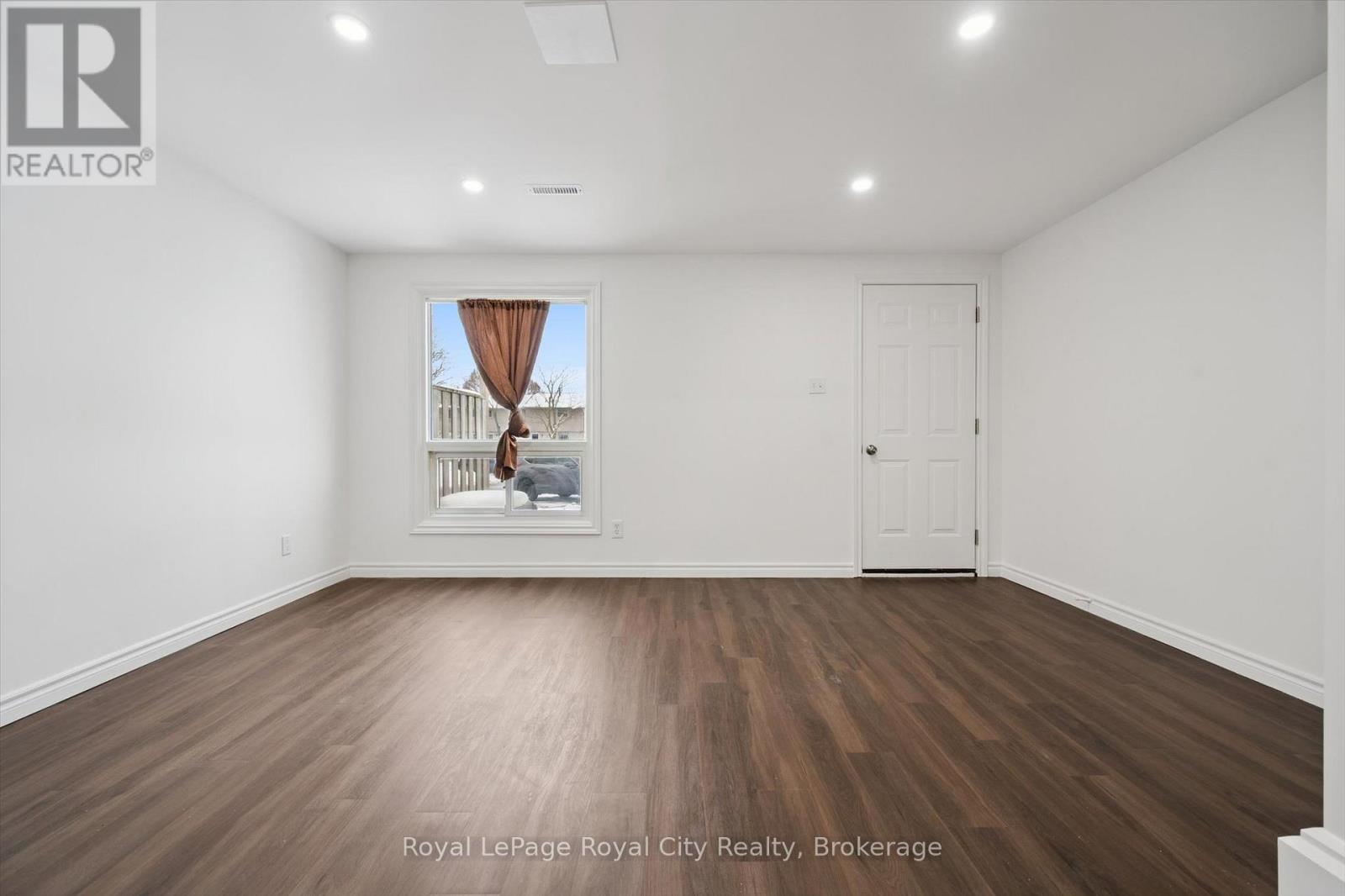 78 - 700 Paisley Road, Guelph, Ontario N1K 1A3 - Photo 33 - X12594504