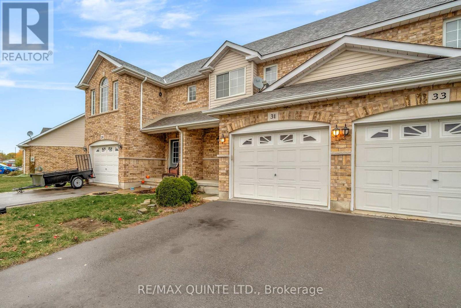 31 Sarah Court, Belleville, Ontario  K8P 0A1 - Photo 2 - X12594484