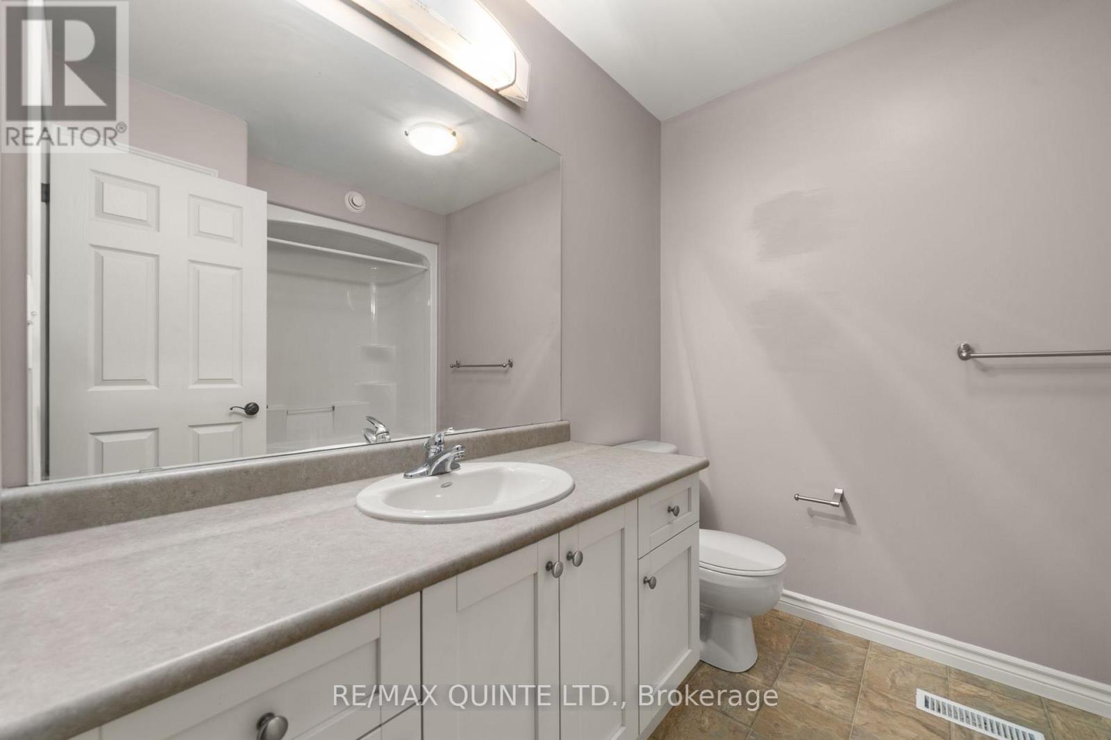 31 Sarah Court, Belleville, Ontario  K8P 0A1 - Photo 23 - X12594484