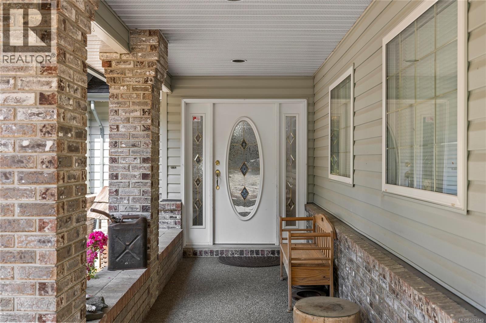 5145 Grouhel Rd, Ladysmith, British Columbia  V9G 1J4 - Photo 2 - 1021449