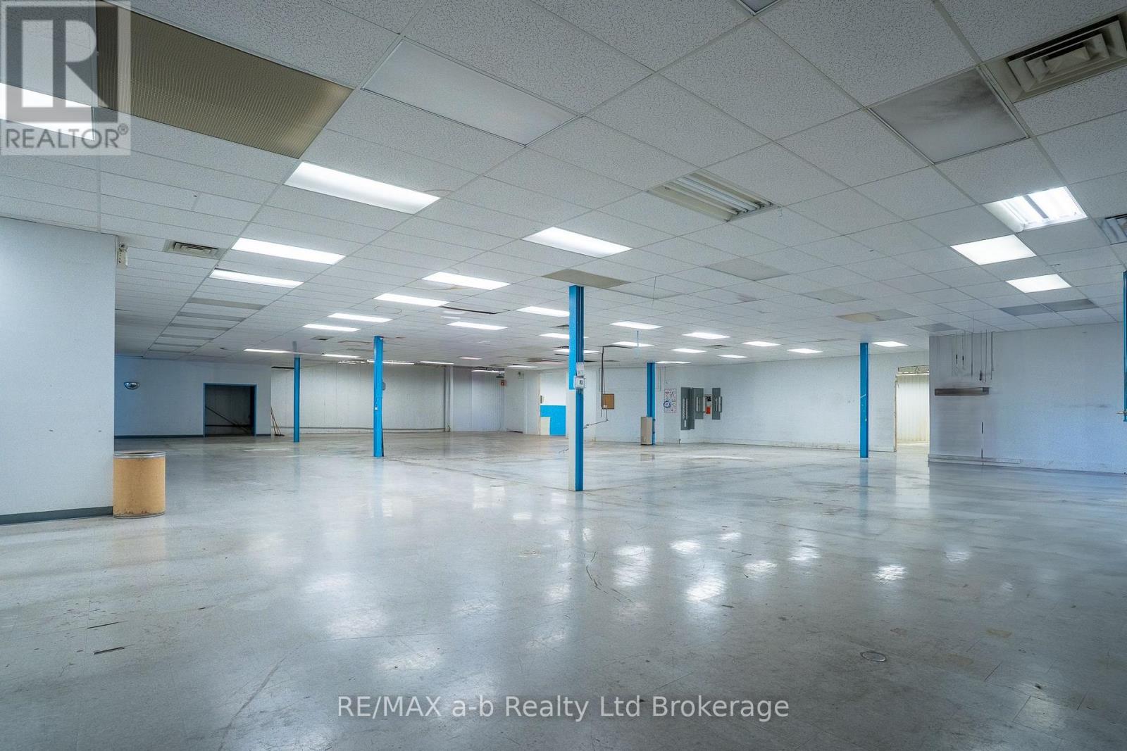 59 Montclair Drive, Woodstock, Ontario  N4V 1C5 - Photo 10 - X12564120