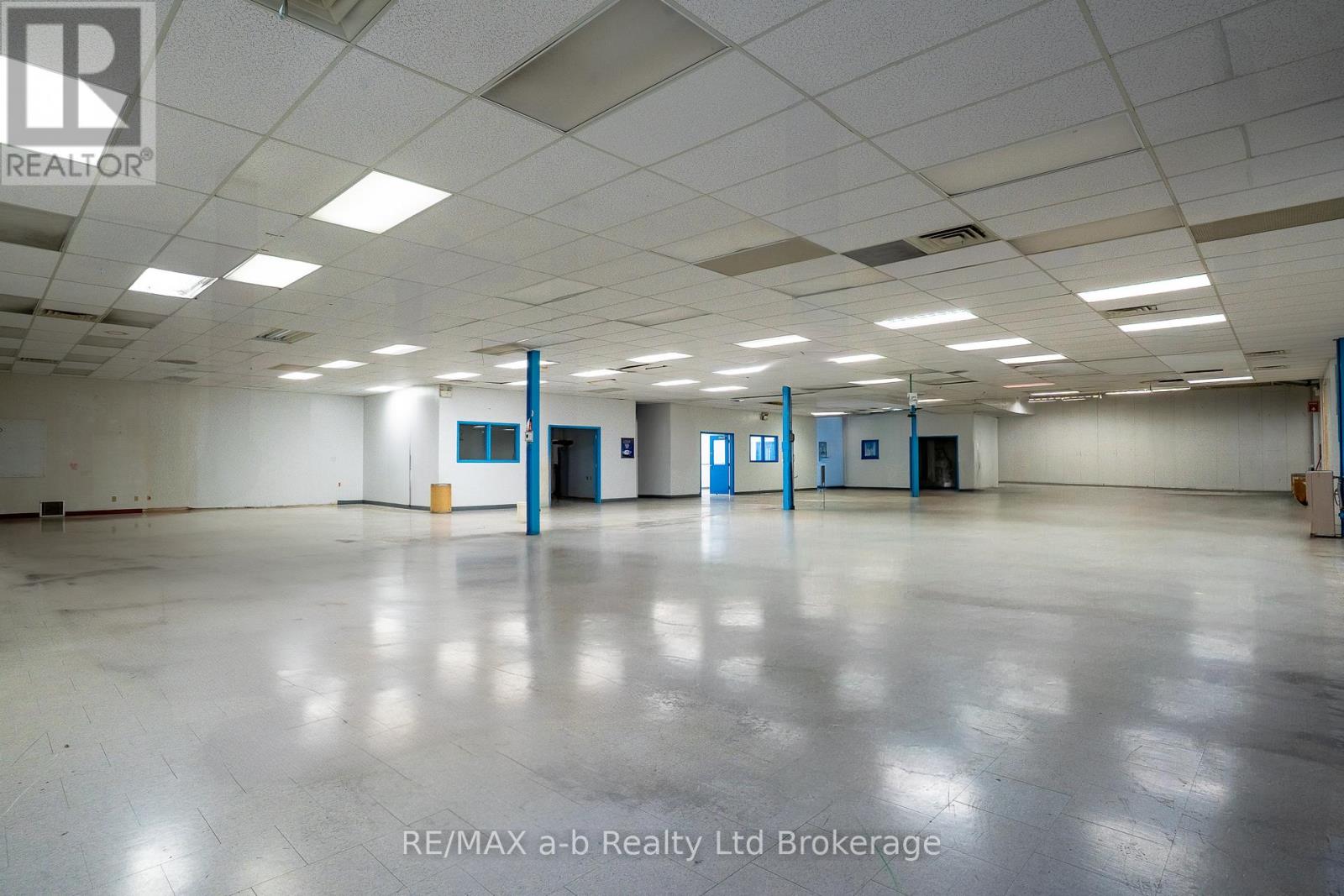 59 Montclair Drive, Woodstock, Ontario  N4V 1C5 - Photo 9 - X12564120