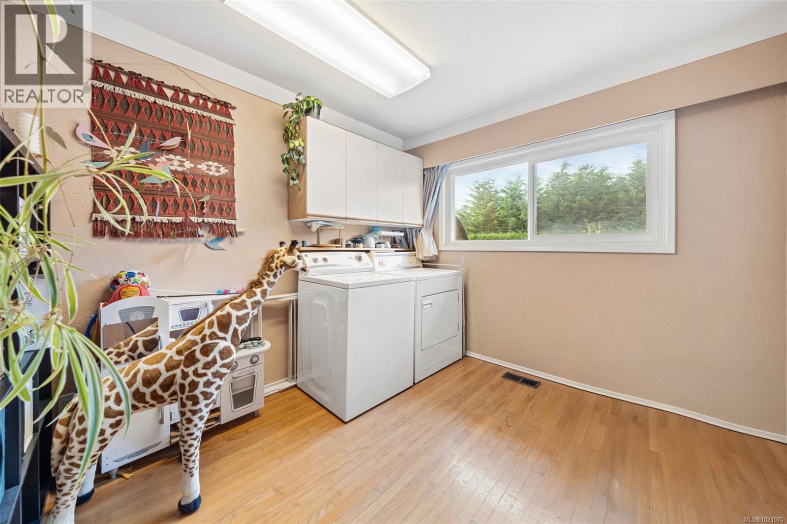 474 Sturdee St, Esquimalt, British Columbia  V9A 6R1 - Photo 15 - 1021075