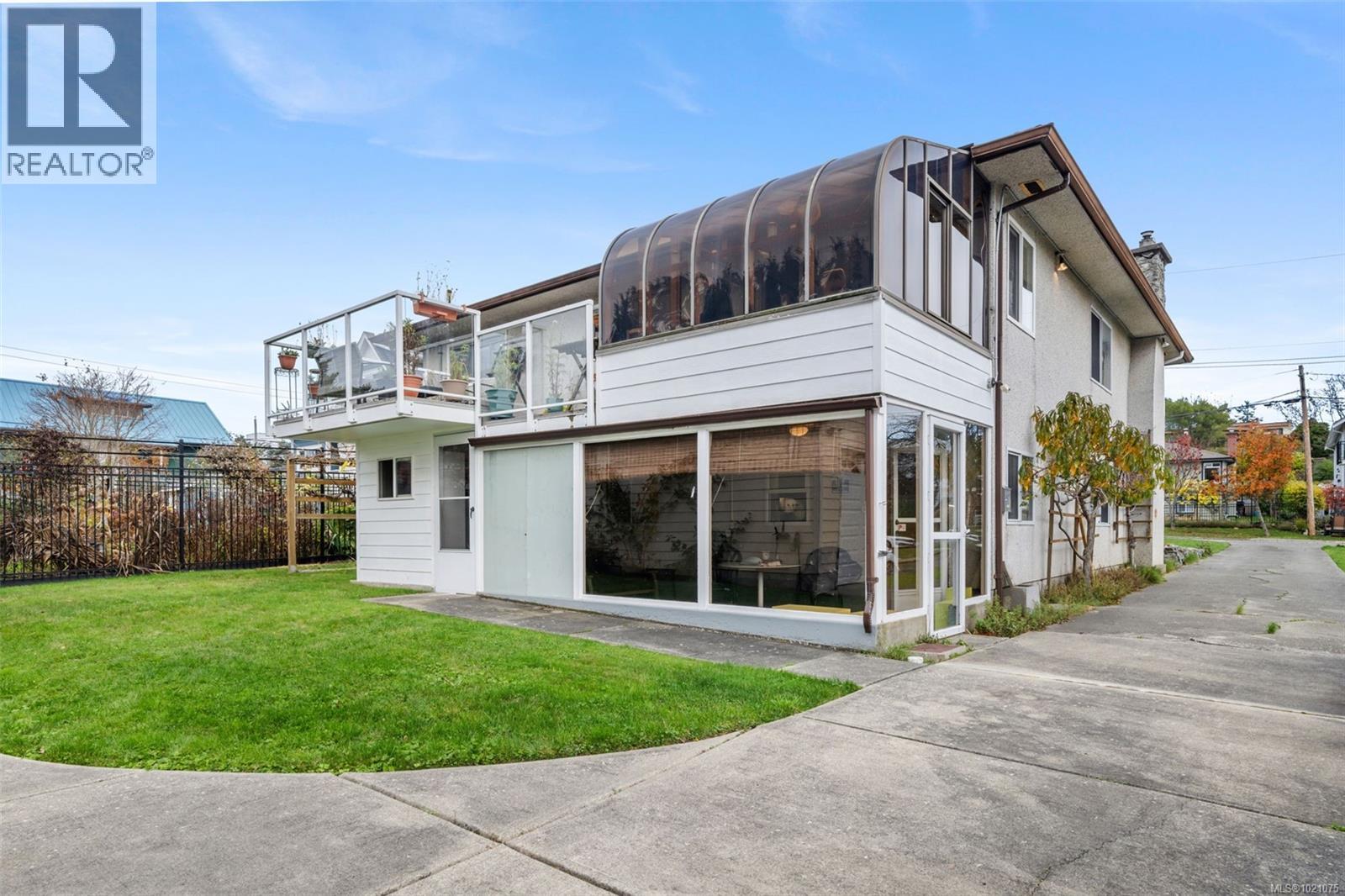 474 Sturdee St, Esquimalt, British Columbia  V9A 6R1 - Photo 3 - 1021075