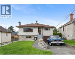 474 Sturdee St Saxe Point, Esquimalt, Ca
