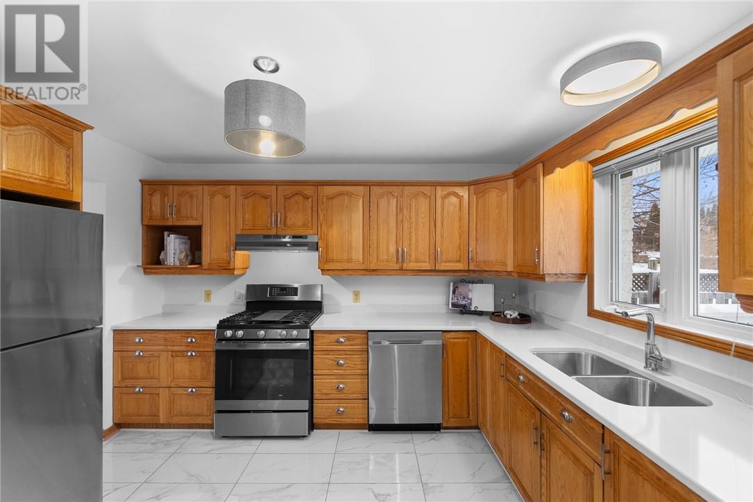 617 Moonrock Avenue, Sudbury, Ontario  P3E 5Z6 - Photo 12 - 2125799