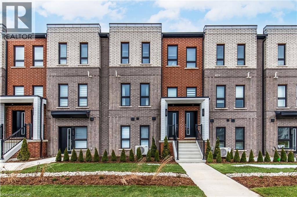 243 Burke Street, Waterdown, Ontario L8B 2A9 - Photo 1 - 40791858