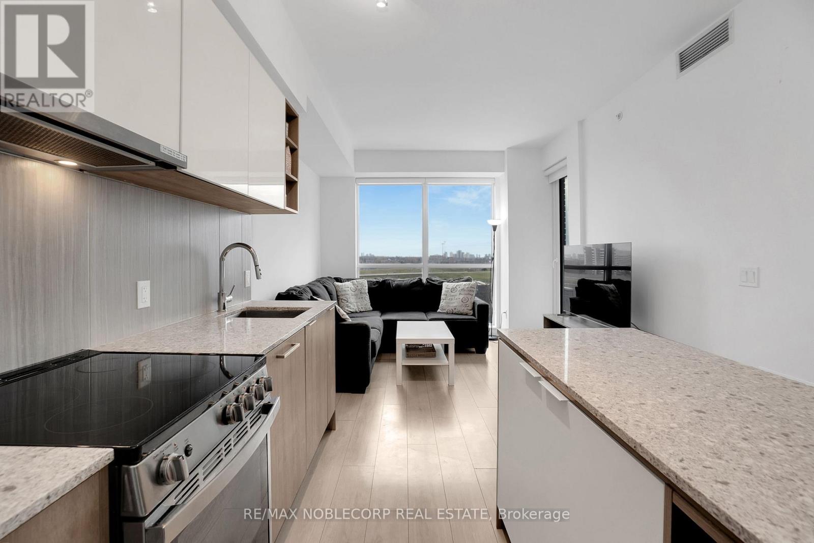 923 - 31 Tippett Road, Toronto, Ontario M3H 2V1 - Photo 13 - C12594500