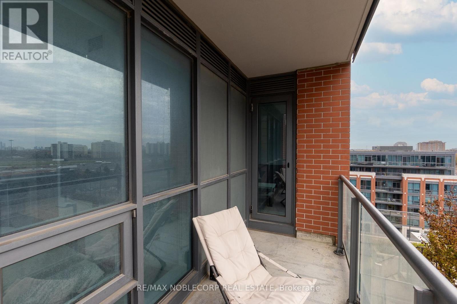 923 - 31 Tippett Road, Toronto, Ontario M3H 2V1 - Photo 30 - C12594500
