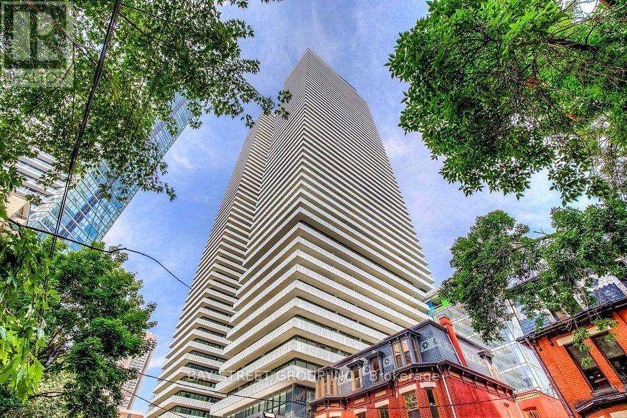 1608 - 50 Charles Street E, Toronto, Ontario  M4Y 0C3 - Photo 2 - C12594512