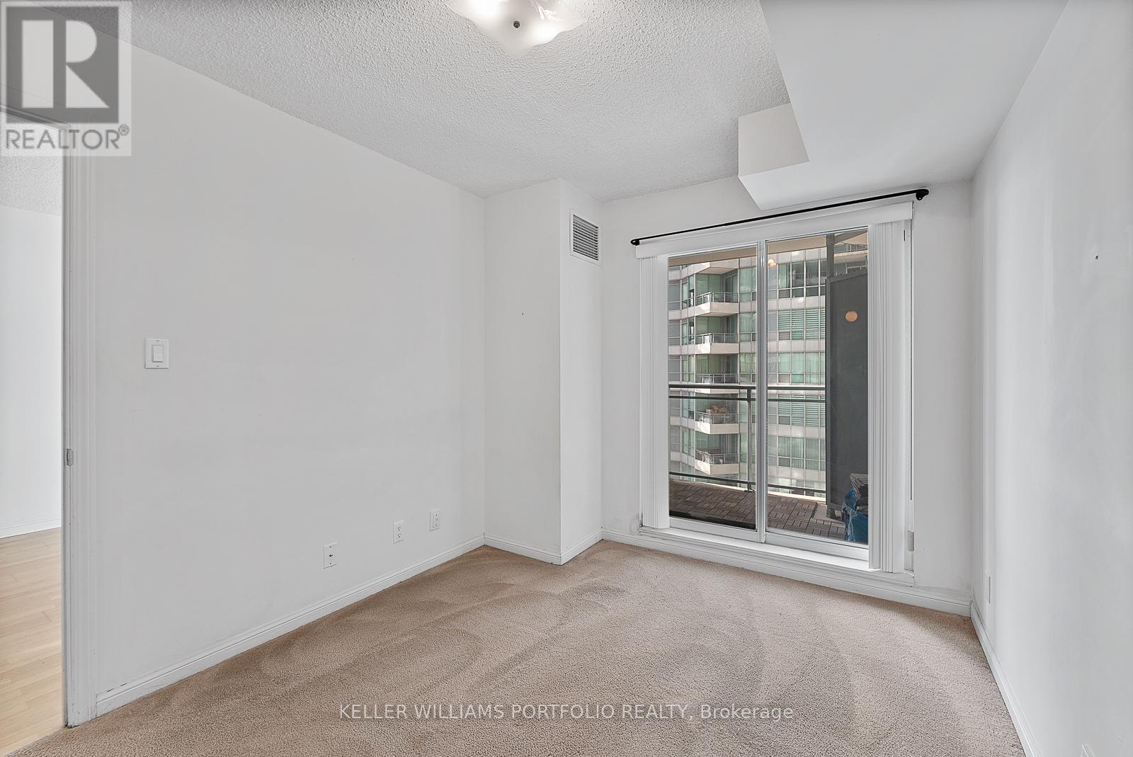 711 - 228 Queens Quay W, Toronto, Ontario M5J 2X1 - Photo 18 - C12594520