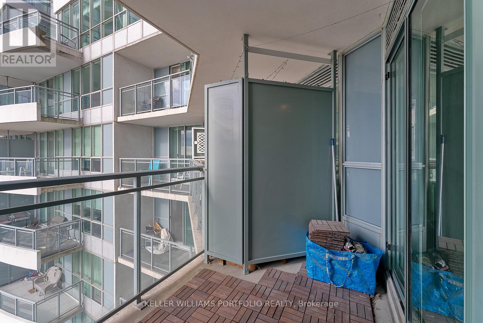 711 - 228 Queens Quay W, Toronto, Ontario M5J 2X1 - Photo 23 - C12594520
