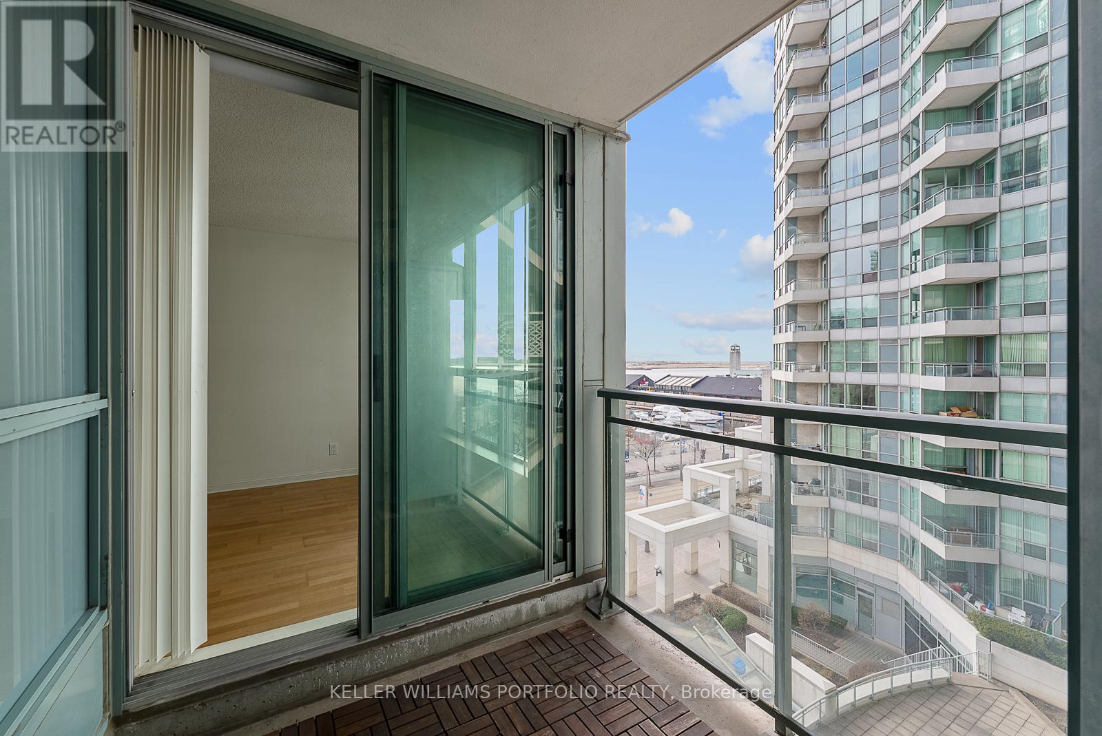 711 - 228 Queens Quay W, Toronto, Ontario M5J 2X1 - Photo 24 - C12594520