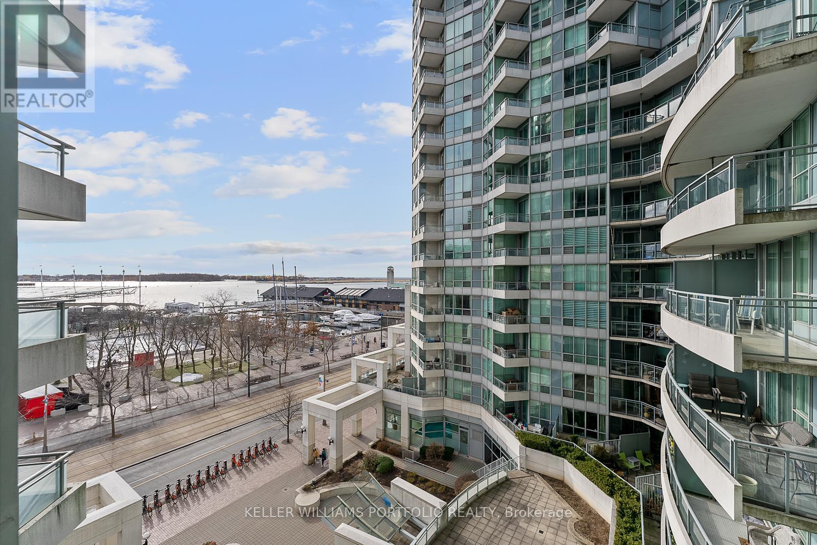 711 - 228 Queens Quay W, Toronto, Ontario M5J 2X1 - Photo 25 - C12594520