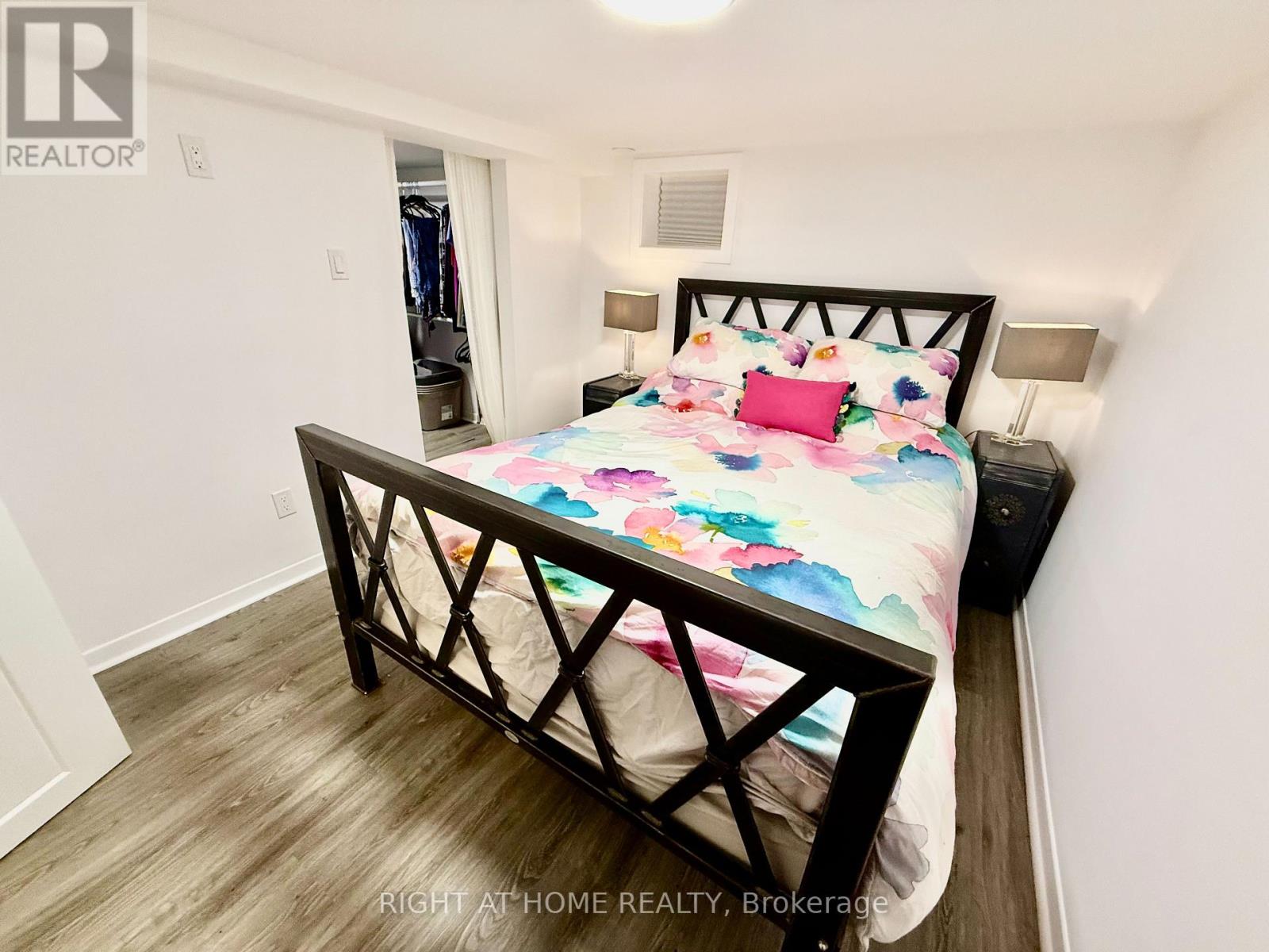 Lower Level Suite - 25 Hillsboro Avenue, Toronto, Ontario  M5R 1S6 - Photo 11 - C12594526
