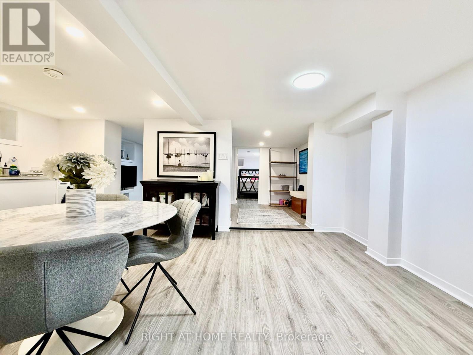 Lower Level Suite - 25 Hillsboro Avenue, Toronto, Ontario  M5R 1S6 - Photo 2 - C12594526