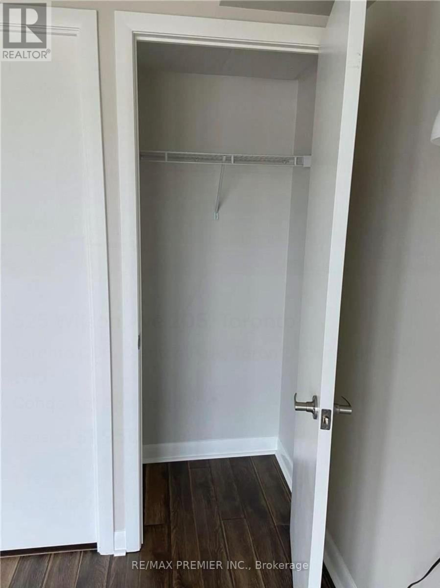 205 - 525 Wilson Avenue, Toronto, Ontario  M3H 1V1 - Photo 8 - C12594536