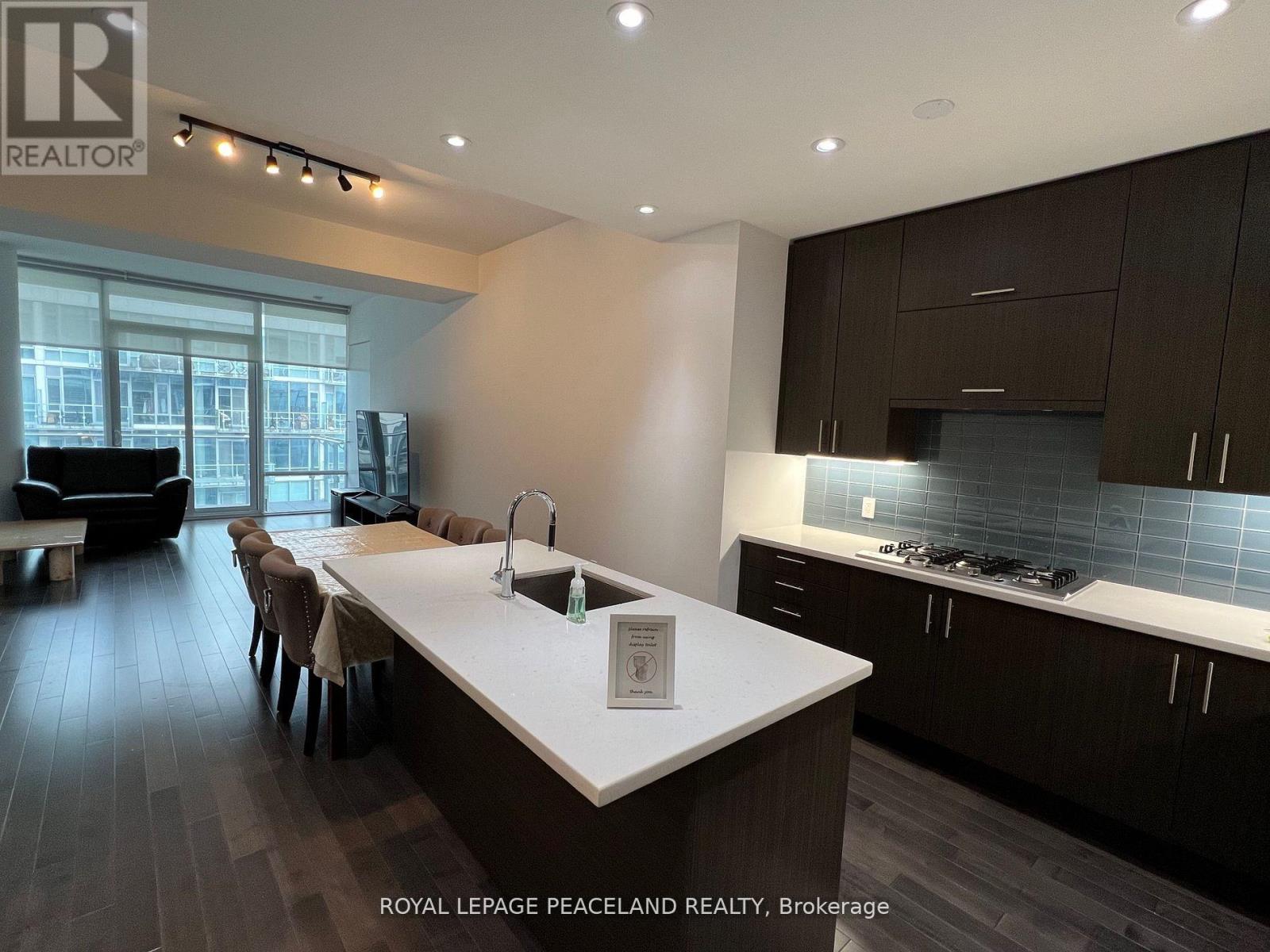 908 - 29 Queens Quay E, Toronto, Ontario  M5E 0A4 - Photo 14 - C12594538