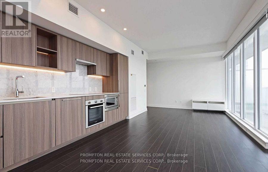 3112 - 19 Bathurst Street, Toronto, Ontario  M5V 0N2 - Photo 2 - C12594544