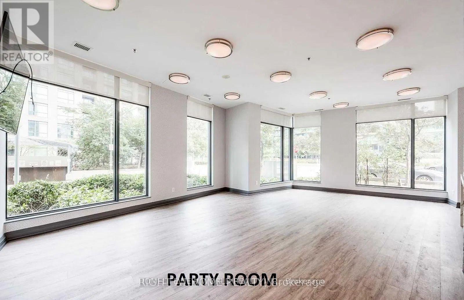 101 - 219 Fort York Boulevard, Toronto, Ontario  M5V 1B1 - Photo 24 - C12594572